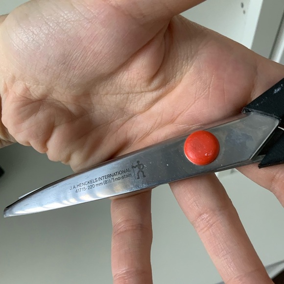 Vintage J.A. HENCKELS INTERNATIONAL 41715-220mm 8.5 no stain Fabric Scissors - Picture 6 of 9